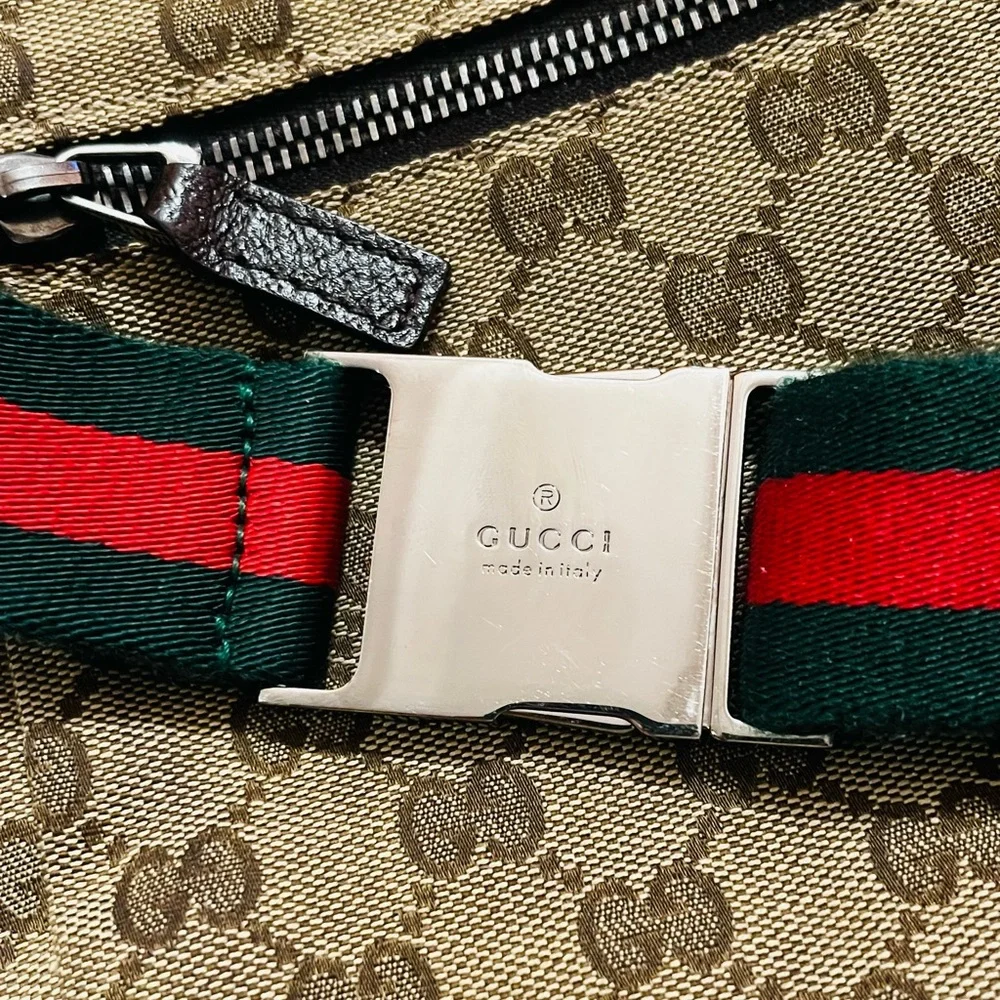 ▪️GUCCI▪️GG Canvas Monogram Waist Bag - Picture 5 of 11